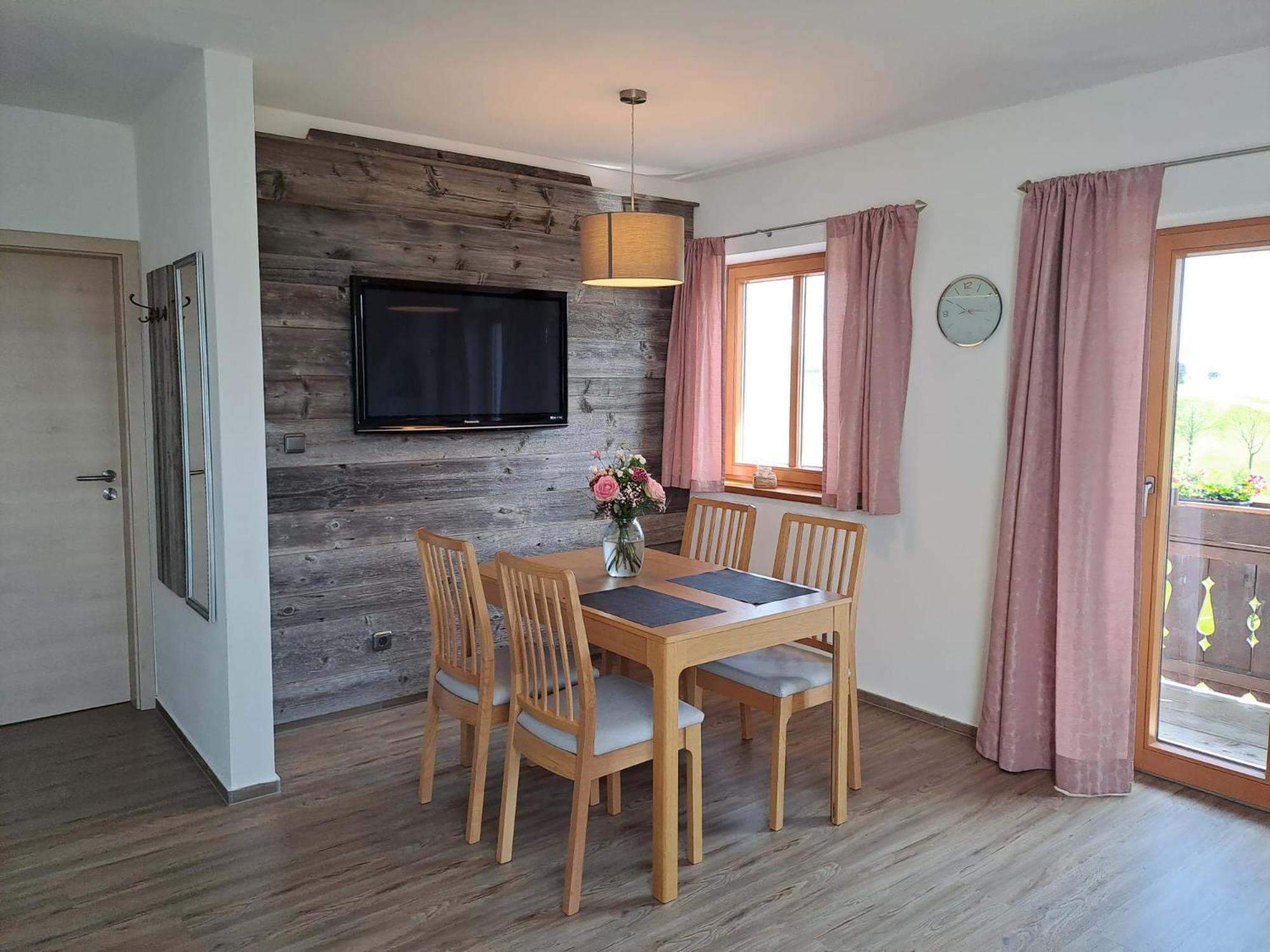 Asbichlerhof Apartment บัดเอนดอร์ฟ ภายนอก รูปภาพ