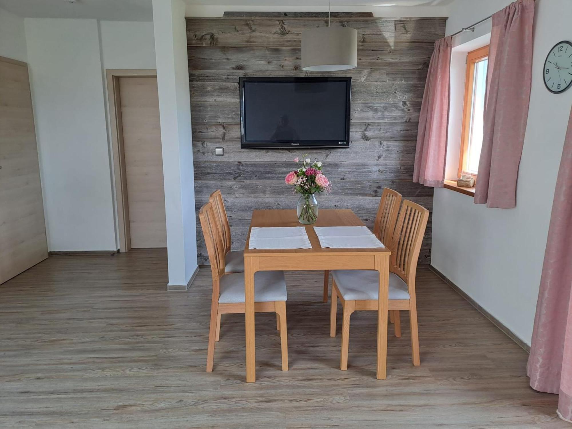 Asbichlerhof Apartment บัดเอนดอร์ฟ ภายนอก รูปภาพ